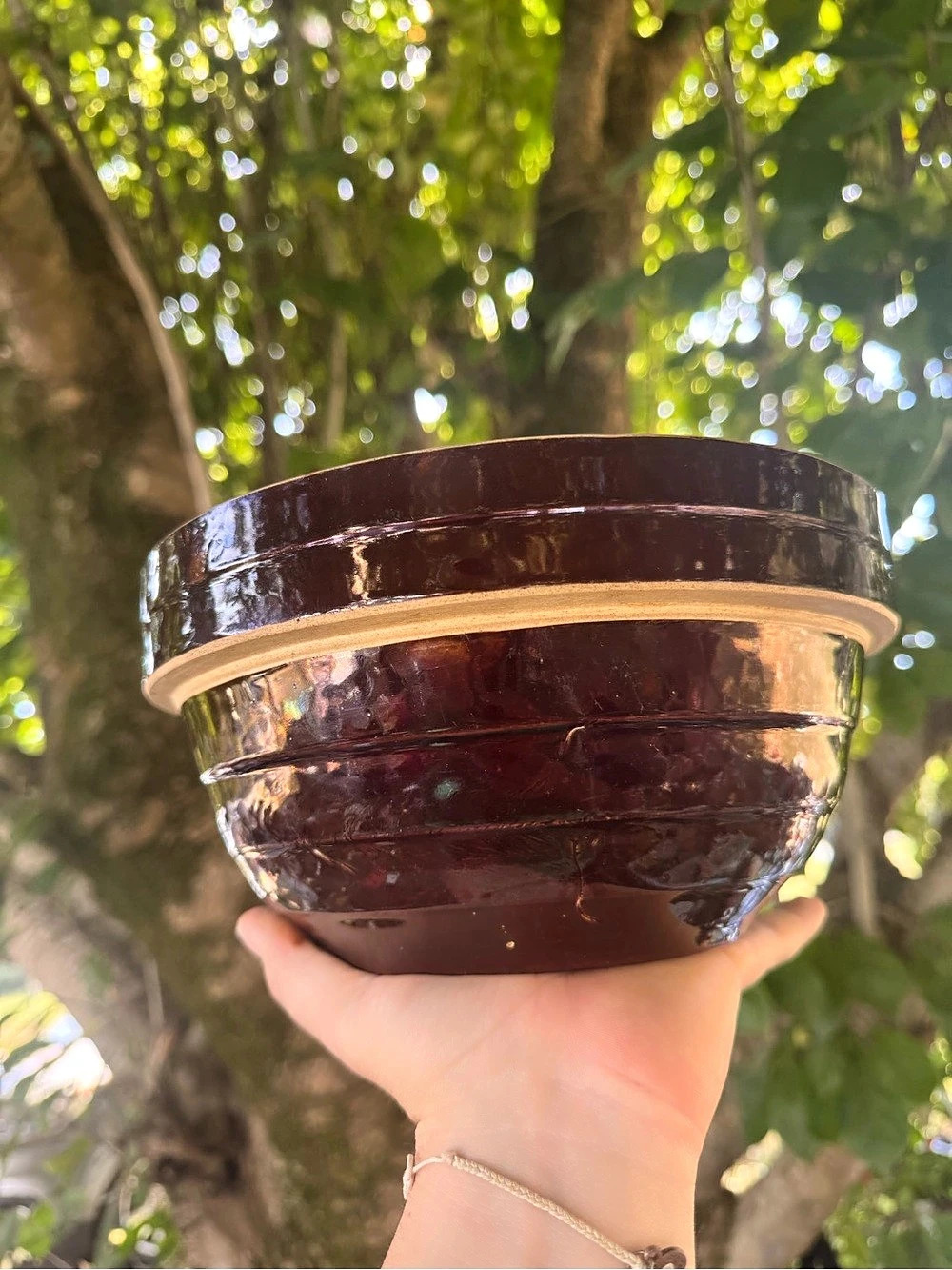 Vintage USA brown beehive 9in crock mixing bowl
